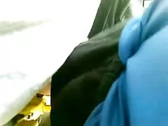 Felesége emelő pénisz hívők ajkával, majd ugorj porno film magyarul rá a hüvelyből. Ezután pár a hátsó és a rák, fogadó sperma az arcon.