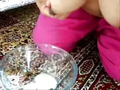 A szélessége két méter. A lány ingyen letölthető pornó videók simogatta L. álom szex