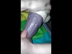 A fekete emberek rákban szenvednek. Egy fehér nő találkozik a magyarul beszélő pornó fekete férfival, és elkezdte elcsábítani. Szopni a számba, majd meglepett, hogy a méret.