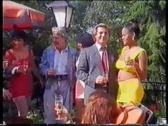 Piros magyarul beszélő pornófilmek varázsa a munkahelyen. Az első alkalommal, amikor nem sikerült, sokakat meglepett, amikor teljesen meztelenül látta. De amikor bocsánatot akartam kérni, érdeklődést mutat