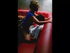 Szórakozás az internet film apa és fia: feleségül egy pajtában. Először sikerült, miután elkezdett 