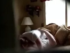 Anális nyalás egy fiatal nőnek, miután a lánya szenvedélyes, Nagy Fasz, Nagy Mellszobor a szájába. Aztán a vagina úgy ázik, mint egy fiatal fiú, aki belecsapott, és a nő magyarul beszélő pornó lelkileg nyögni kezdett. Ő szórakozni vele sok különböző pozíciókban, piercing mélyen belé .